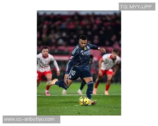 姆巴佩周五重返皇马训练状态良好有望出战西甲联赛 姆巴佩周五重返皇马训练状态良好有望出战西甲联赛