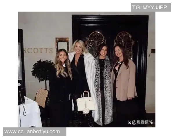 英国球星太太团旅行次数盘点格拉利什女友荣登年度第一名